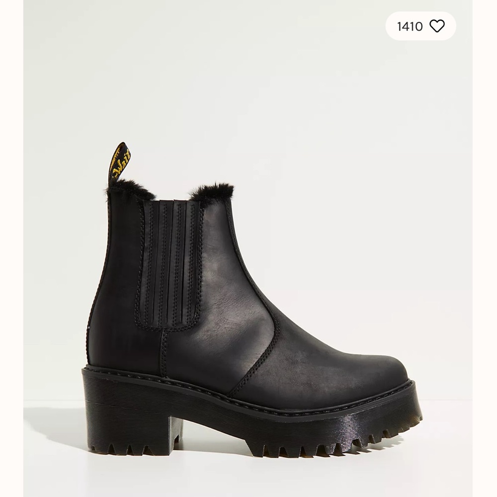 Dr Martens Rometty fur lined Chelsea boots